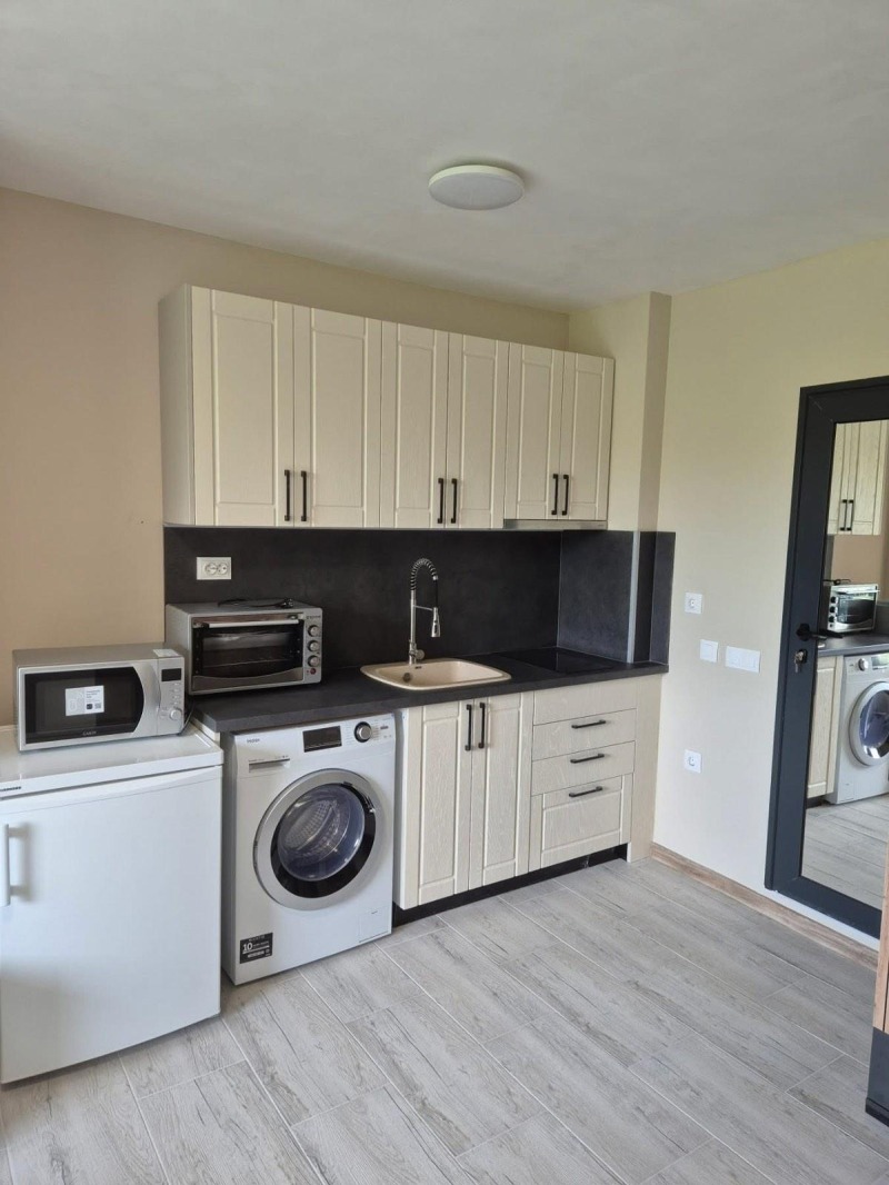 En renta  Estudio Plovdiv , Karshiyaka , 30 metros cuadrados | 64028489