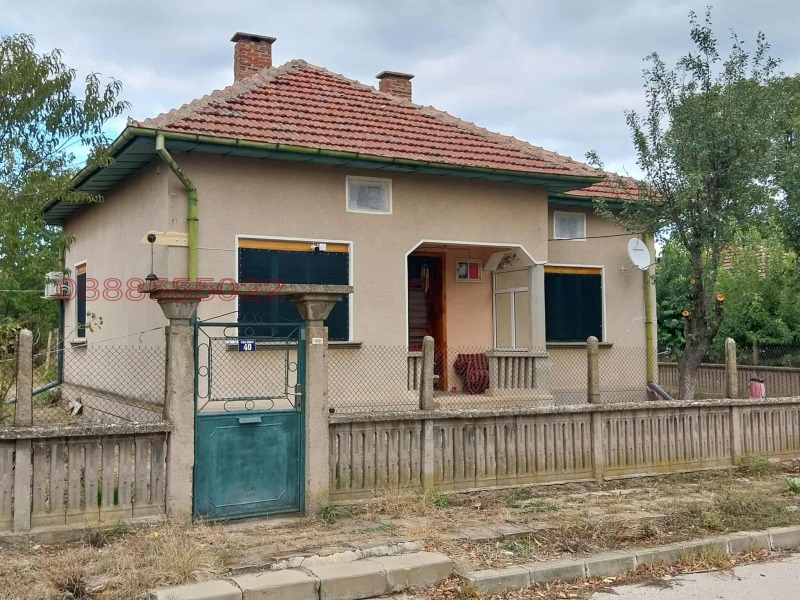 Дава под наем КЪЩА, с. Аспарухово, област Монтана