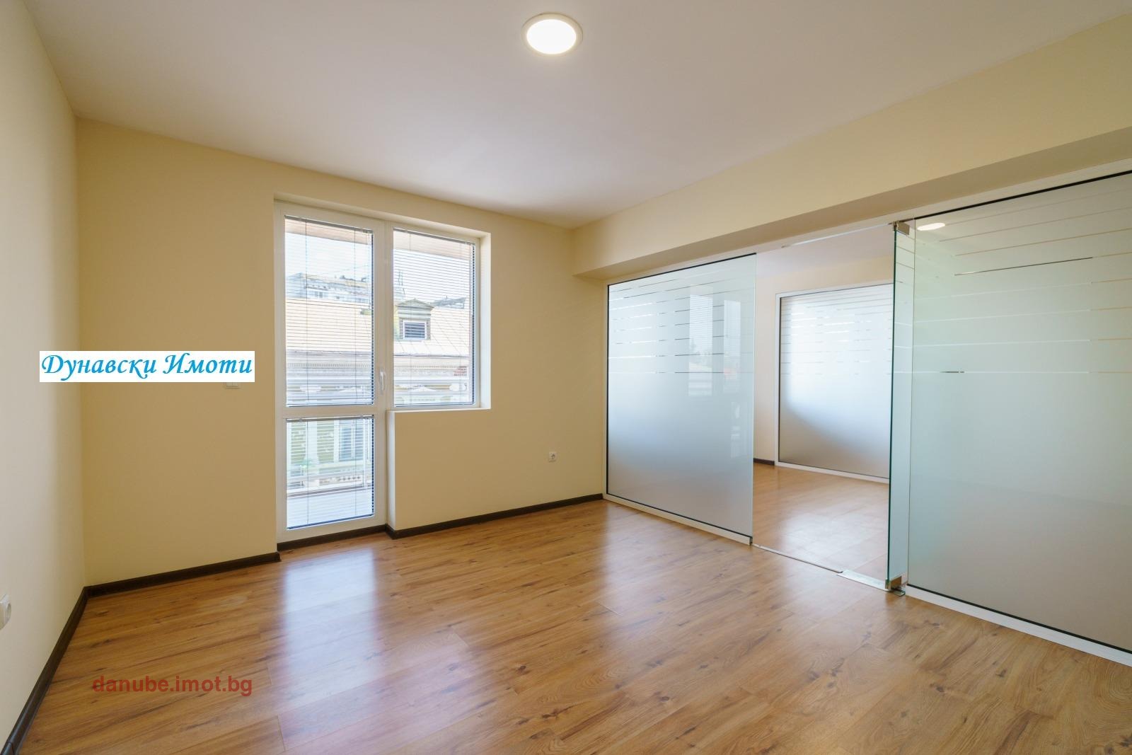 Дава под наем ОФИС, гр. Русе, Център, снимка 4 - Офиси - 53828679