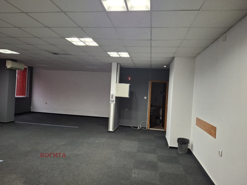Дава под Наем ОФИС в град Стара Загора, Център - 122 кв.м / 1 200 € » 2 347.00 лв., БОГИТА