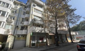 1 quarto Lozenec, Sofia 1