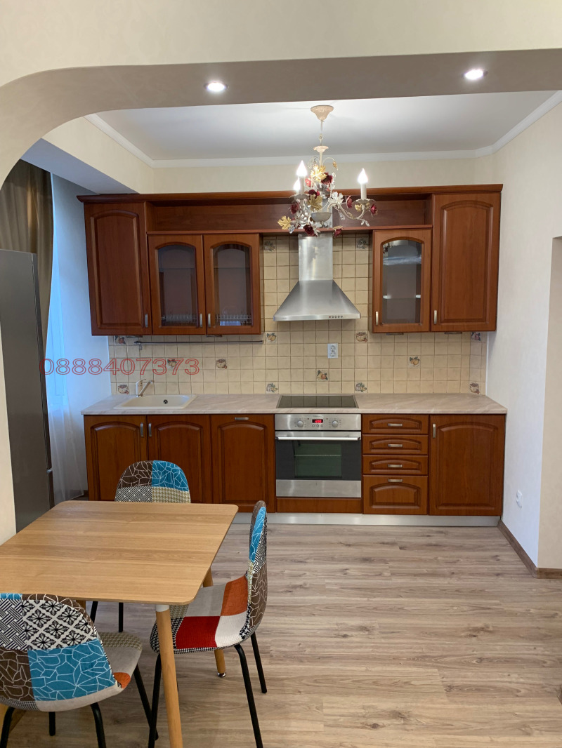 Дава под наем 2-СТАЕН, гр. Пловдив, Център, снимка 6 - Апартаменти - 53537443