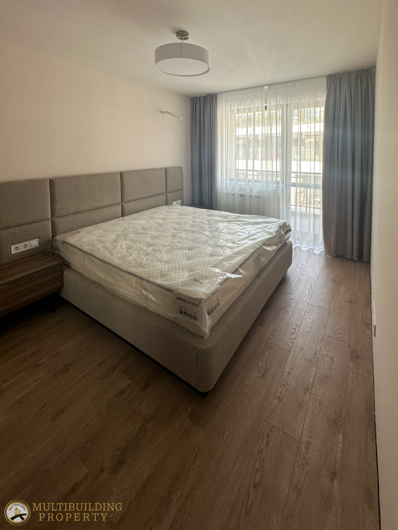 Издаје се  2 спаваће собе Софија , Крастова вада , 97 м2 | 56279024