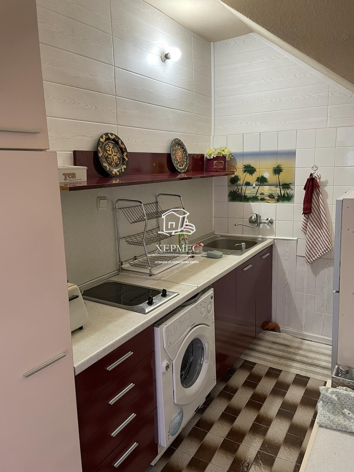 Дава под наем КЪЩА, с. Приселци, област Бургас, снимка 2 - Къщи - 51231722