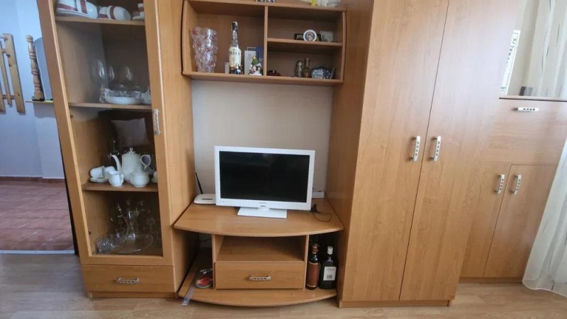 Te huur  1 slaapkamer Sofia , Tolstoj , 57 m² | 81370660 - afbeelding [2]