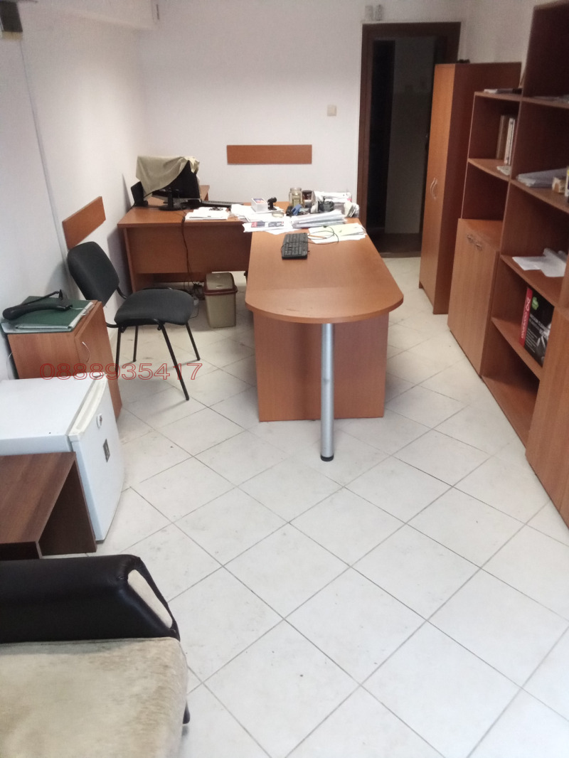 För uthyrning  Kontor Varna , Okrajna bolnica-Generali , 22 kvm | 79558939 - bild [2]