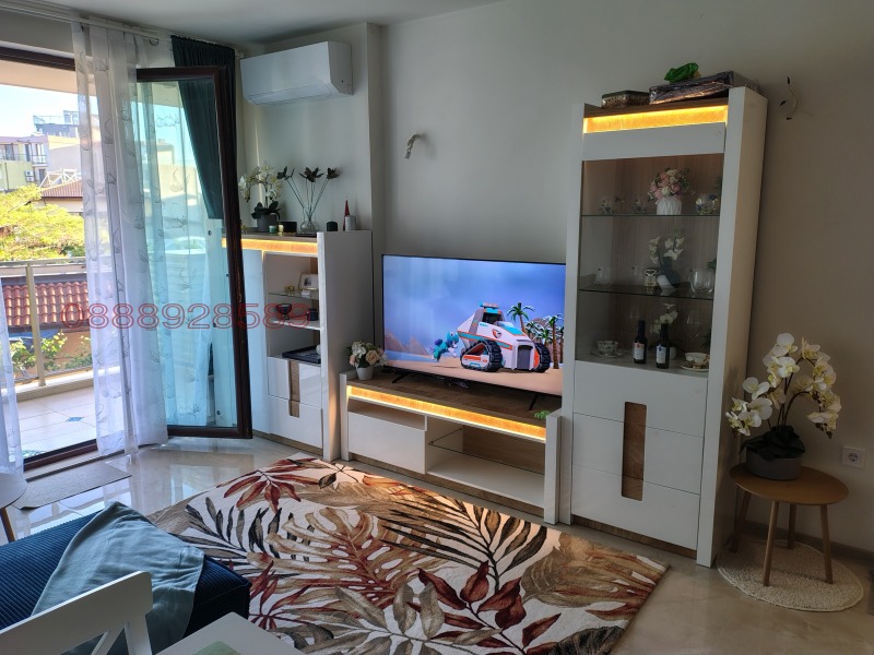 Zu vermieten  1 Schlafzimmer Warna , m-t Alen mak , 69 qm | 54948650 - Bild [2]