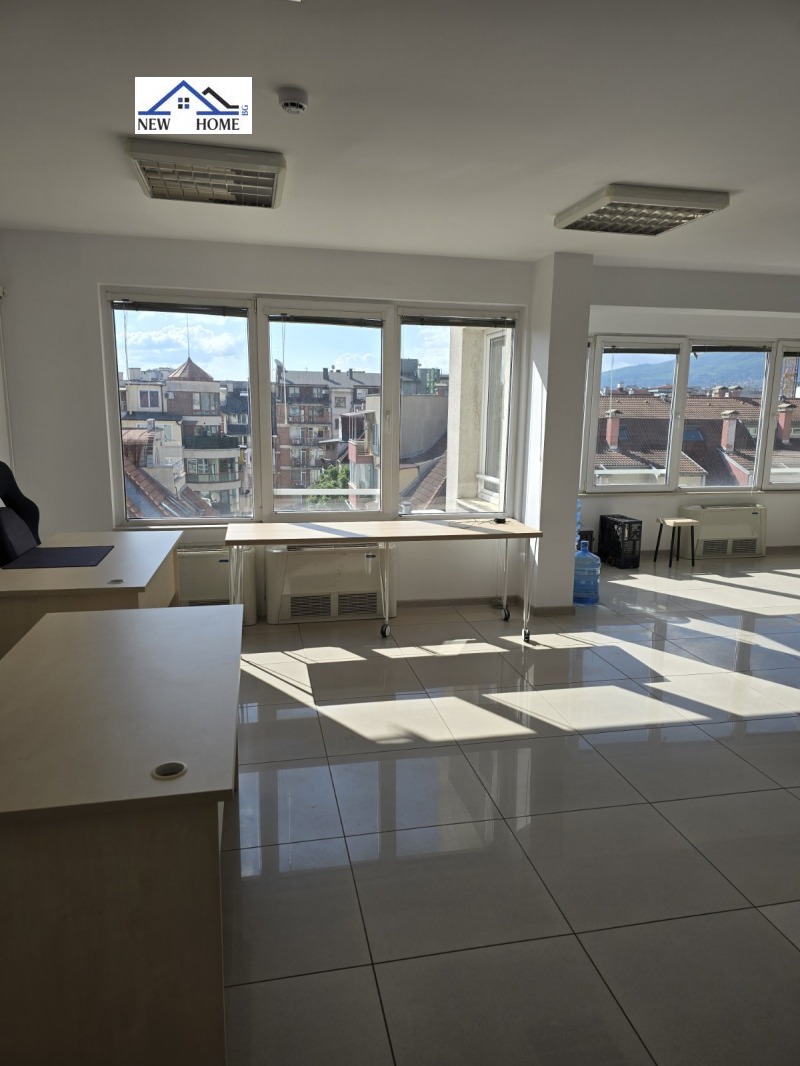 For Rent  Office Sofia , Strelbishte , 80 sq.m | 61748958