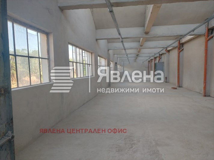 Дава под наем ПРОМ. ПОМЕЩЕНИЕ, гр. София, с. Световрачене, снимка 6 - Производствени сгради - 53425815