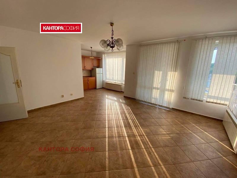 Te huur  1 slaapkamer Sofia , Dianabad , 70 m² | 89723128 - afbeelding [2]