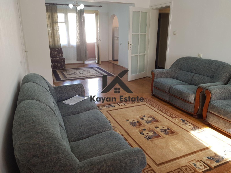 Para alugar  2 quartos Plovdiv , Centralna gara , 120 m² | 71376546