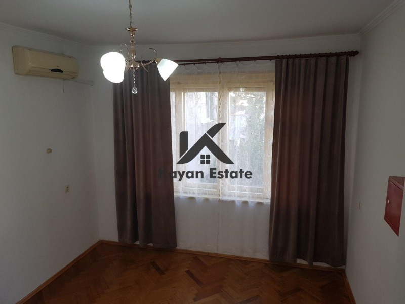 Para alugar  2 quartos Plovdiv , Centralna gara , 120 m² | 71376546 - imagem [7]