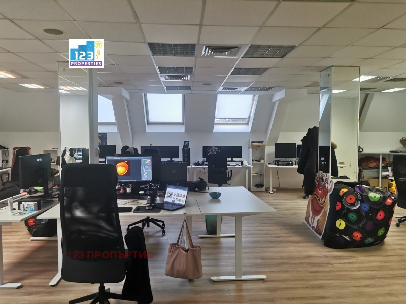 Para alugar  Escritório Sofia , Zona B-18 , 230 m² | 25382227