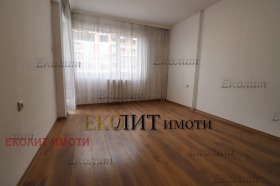 3 makuuhuonetta Dianabad, Sofia 7