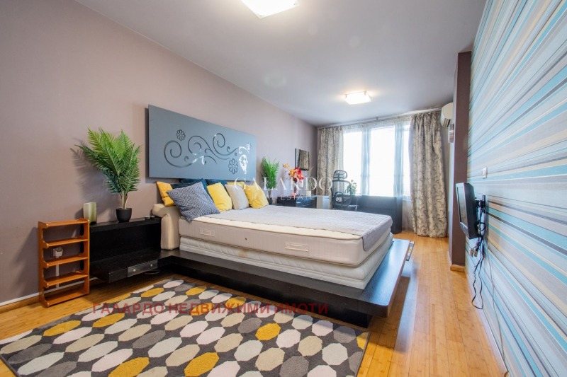 K pronájmu  1 ložnice Sofia , Iztok , 94 m2 | 26808916 - obraz [9]