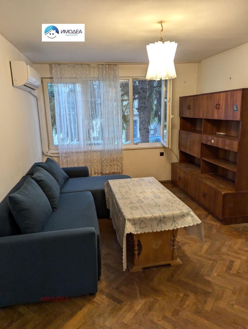 Zu vermieten  1 Schlafzimmer Weliko Tarnowo , Zentar , 60 qm | 95480982