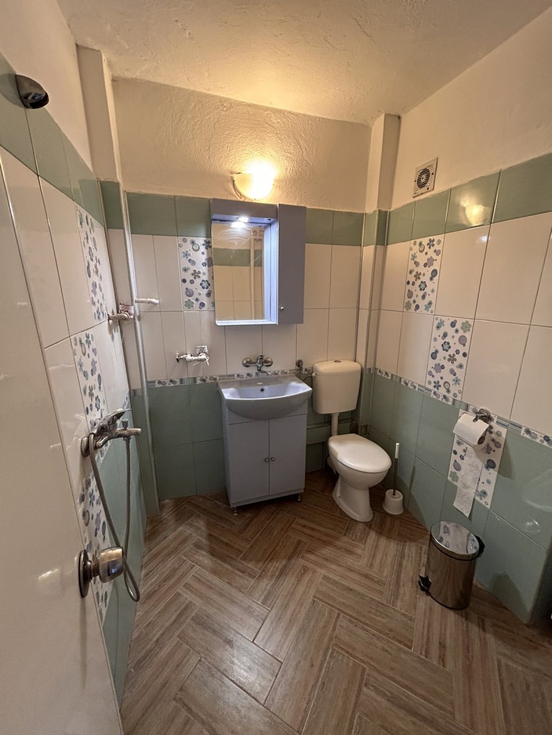 De inchiriat  2 dormitoare Burgas , Slaveicov , 60 mp | 77497479 - imagine [8]