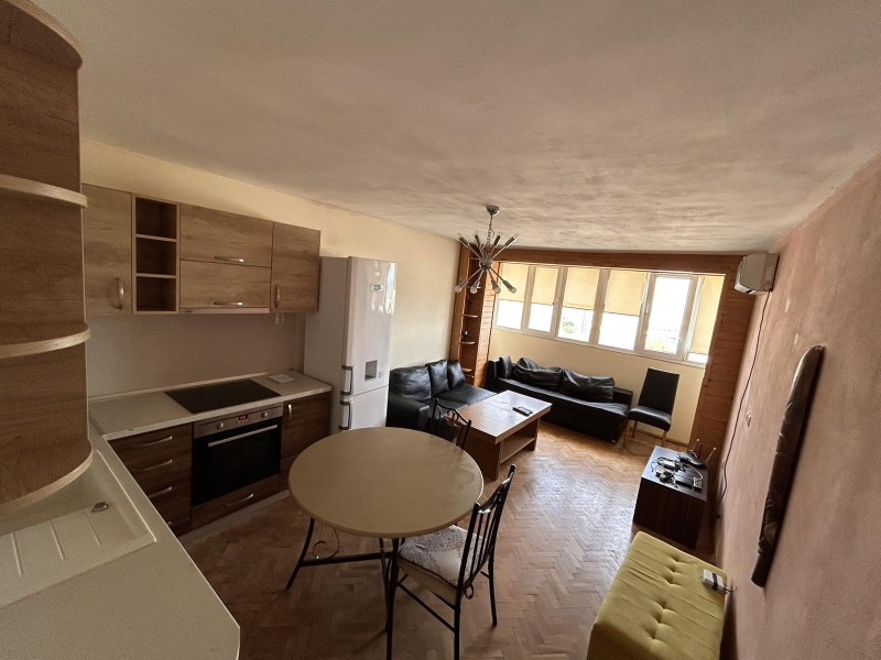 De inchiriat  2 dormitoare Burgas , Slaveicov , 60 mp | 77497479 - imagine [7]