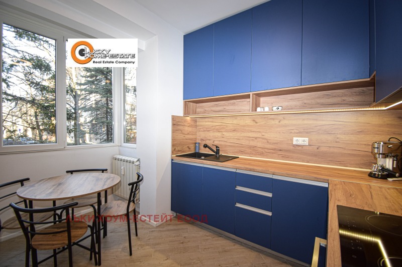 K pronájmu  2 ložnice Sofia , Javorov , 100 m2 | 68973553 - obraz [7]