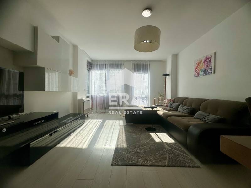 Дава под нем  3-стаен, град Варна, Левски 1 •  799 EUR • ID 78248695 — holmes.bg - [1] 